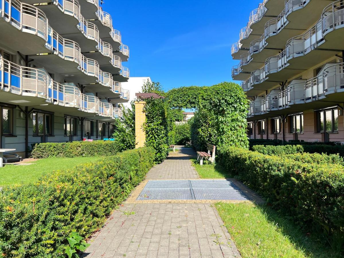 Zdrojowa Sun Apartment Свиноуйсьце Экстерьер фото